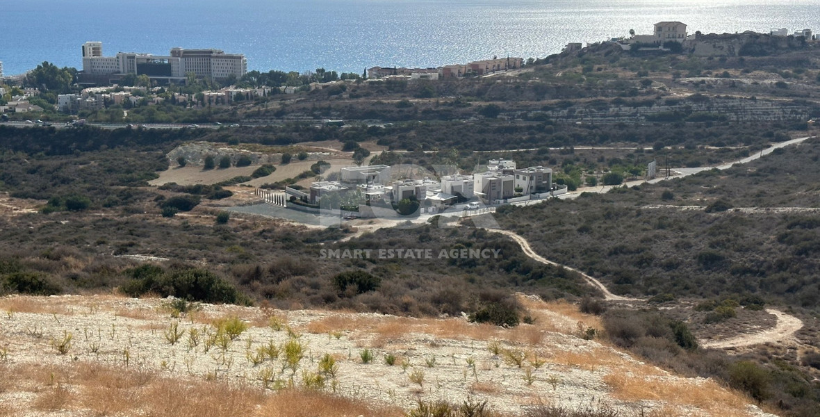 OUTSTANDING RESIDENTIAL LAND WITH PANORAMIC UNOBSTRUCTED SEA VIEWS  360 DEGREES.