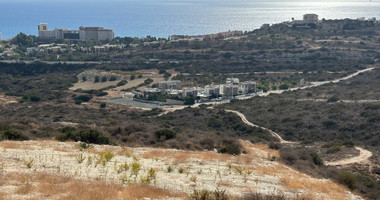 OUTSTANDING RESIDENTIAL LAND WITH PANORAMIC UNOBSTRUCTED SEA VIEWS  360 DEGREES.