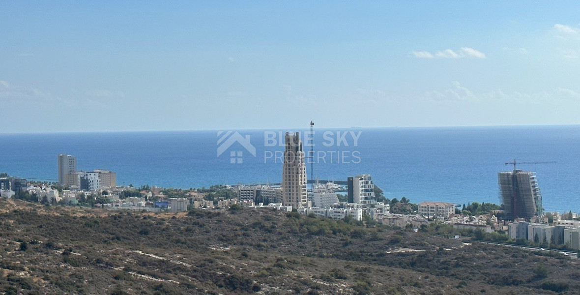 OUTSTANDING RESIDENTIAL LAND WITH PANORAMIC UNOBSTRUCTED SEA VIEWS  360 DEGREES.