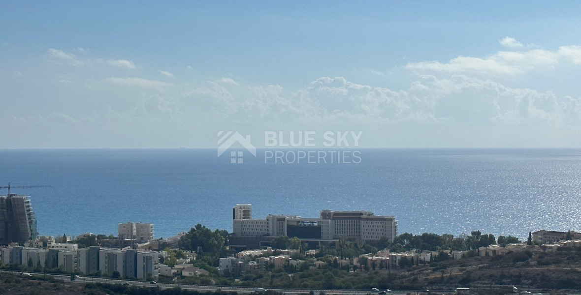 OUTSTANDING RESIDENTIAL LAND WITH PANORAMIC UNOBSTRUCTED SEA VIEWS  360 DEGREES.