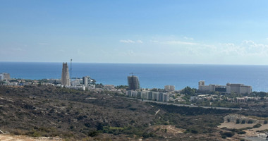 OUTSTANDING RESIDENTIAL LAND WITH PANORAMIC UNOBSTRUCTED SEA VIEWS  360 DEGREES.