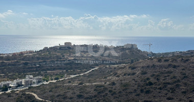 OUTSTANDING RESIDENTIAL LAND WITH PANORAMIC UNOBSTRUCTED SEA VIEWS  360 DEGREES.