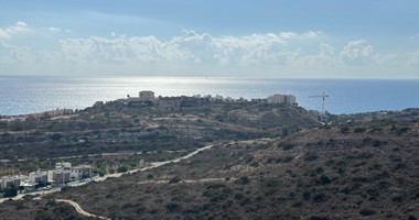 OUTSTANDING RESIDENTIAL LAND WITH PANORAMIC UNOBSTRUCTED SEA VIEWS  360 DEGREES.