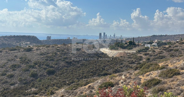 OUTSTANDING RESIDENTIAL LAND WITH PANORAMIC UNOBSTRUCTED SEA VIEWS  360 DEGREES.