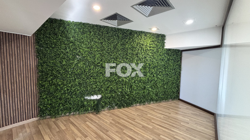 Office 100 m² for rent in Agia Zoni, Limassol, Cyprus