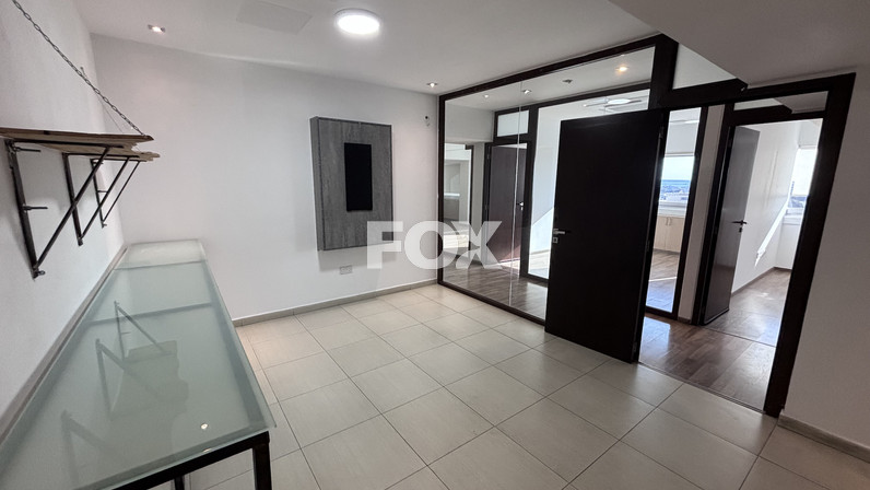 Office 100 m² for rent in Agia Zoni, Limassol, Cyprus