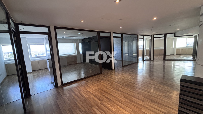 Office 100 m² for rent in Agia Zoni, Limassol, Cyprus