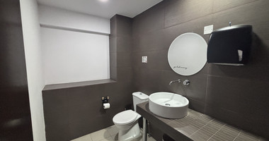 Office for rent inAgia Zoni