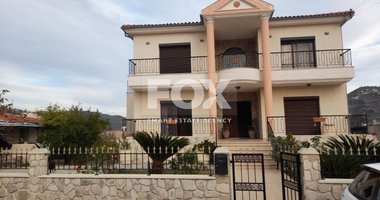 Luxury villa in 2379sqm land in Limnatis, Limassol