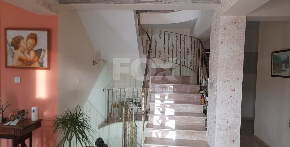 Luxury villa in 2379sqm land in Limnatis, Limassol