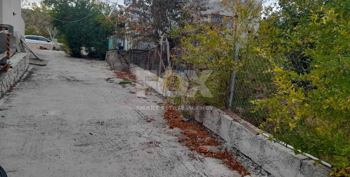 Luxury villa in 2379sqm land in Limnatis, Limassol