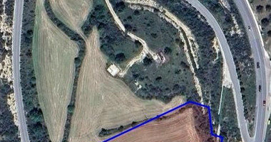 Agricultural land in Kato Akourdaleia