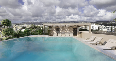 For sale Stylish One-Bedroom Apartment in Paphos – Sea & City Views