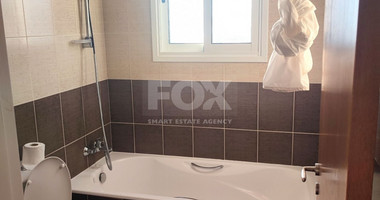 Three bedroom detached house