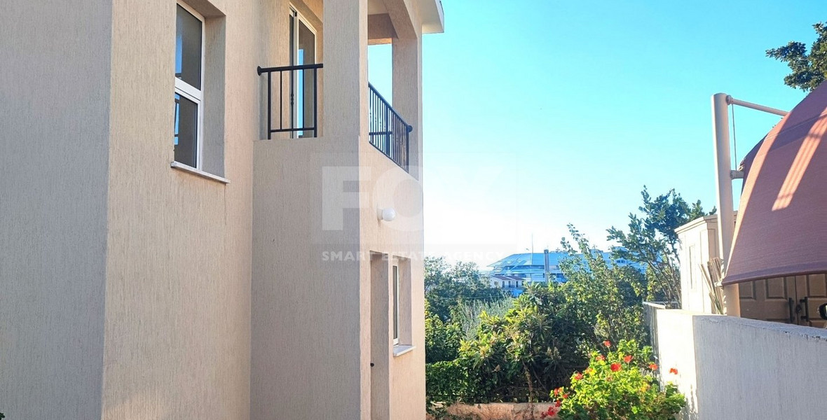 Three bedroom detached house