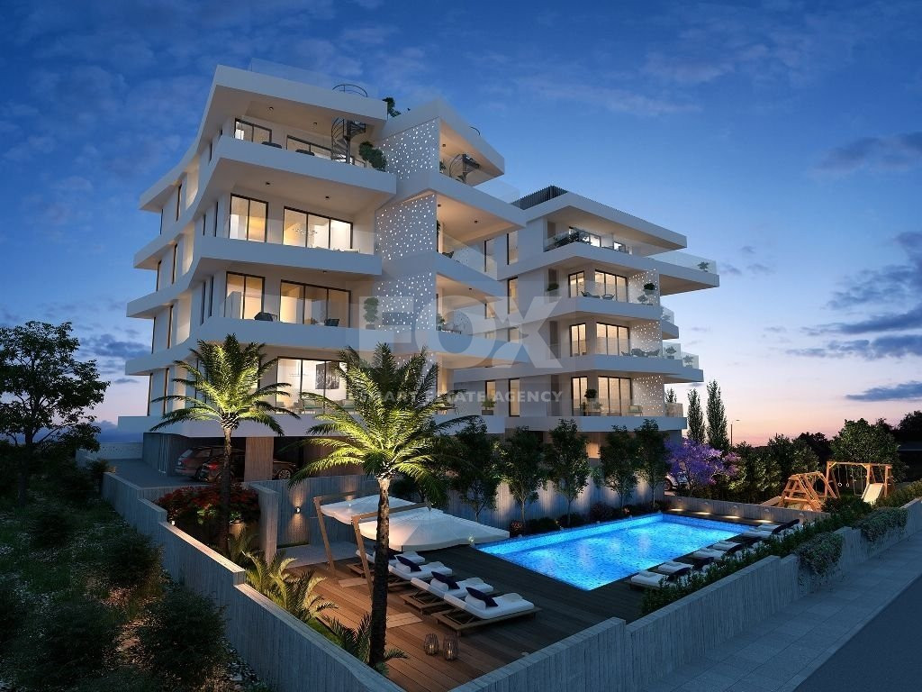 Three bedroom Penthouse with Roof Garden for sale in Germasogeia, Limassol