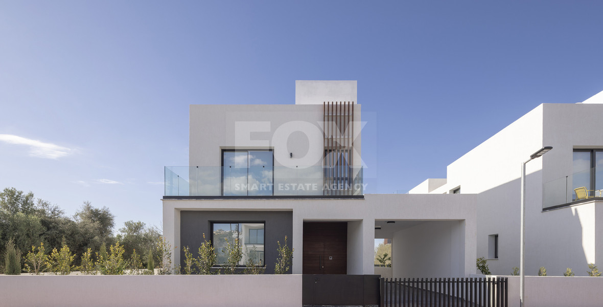 Four bedroom villa with roof garden and private swimming pool, in Paphos