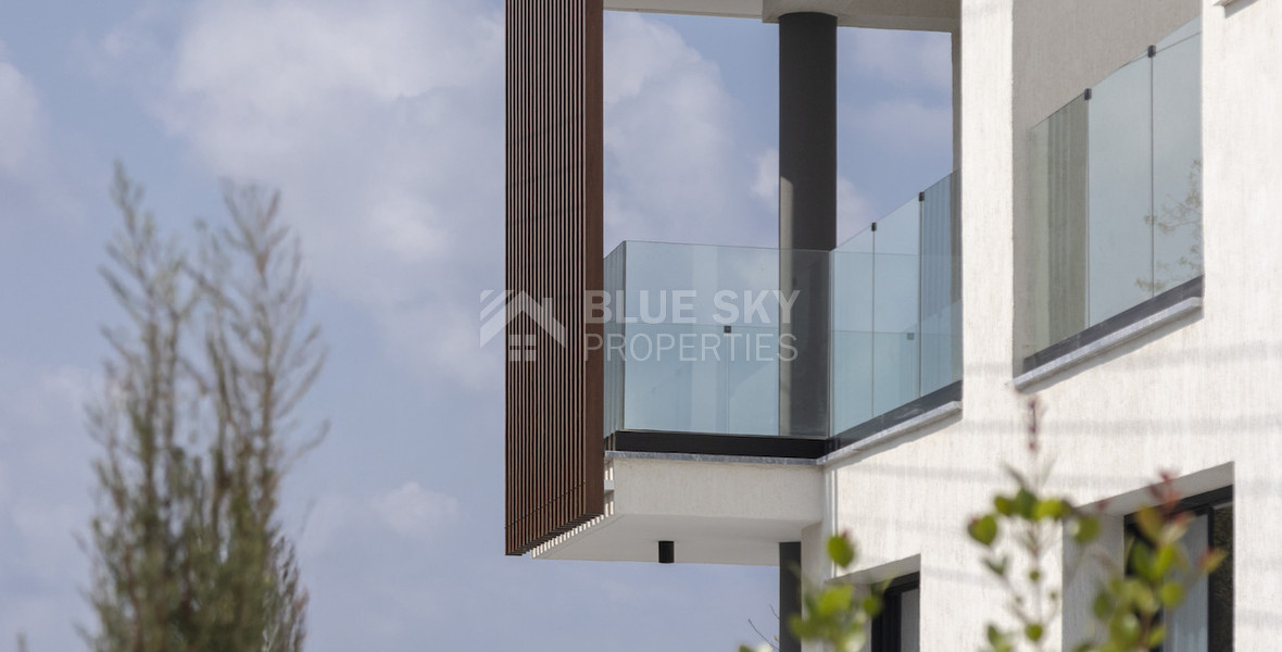 Four bedroom villa with roof garden and private swimming pool, in Paphos