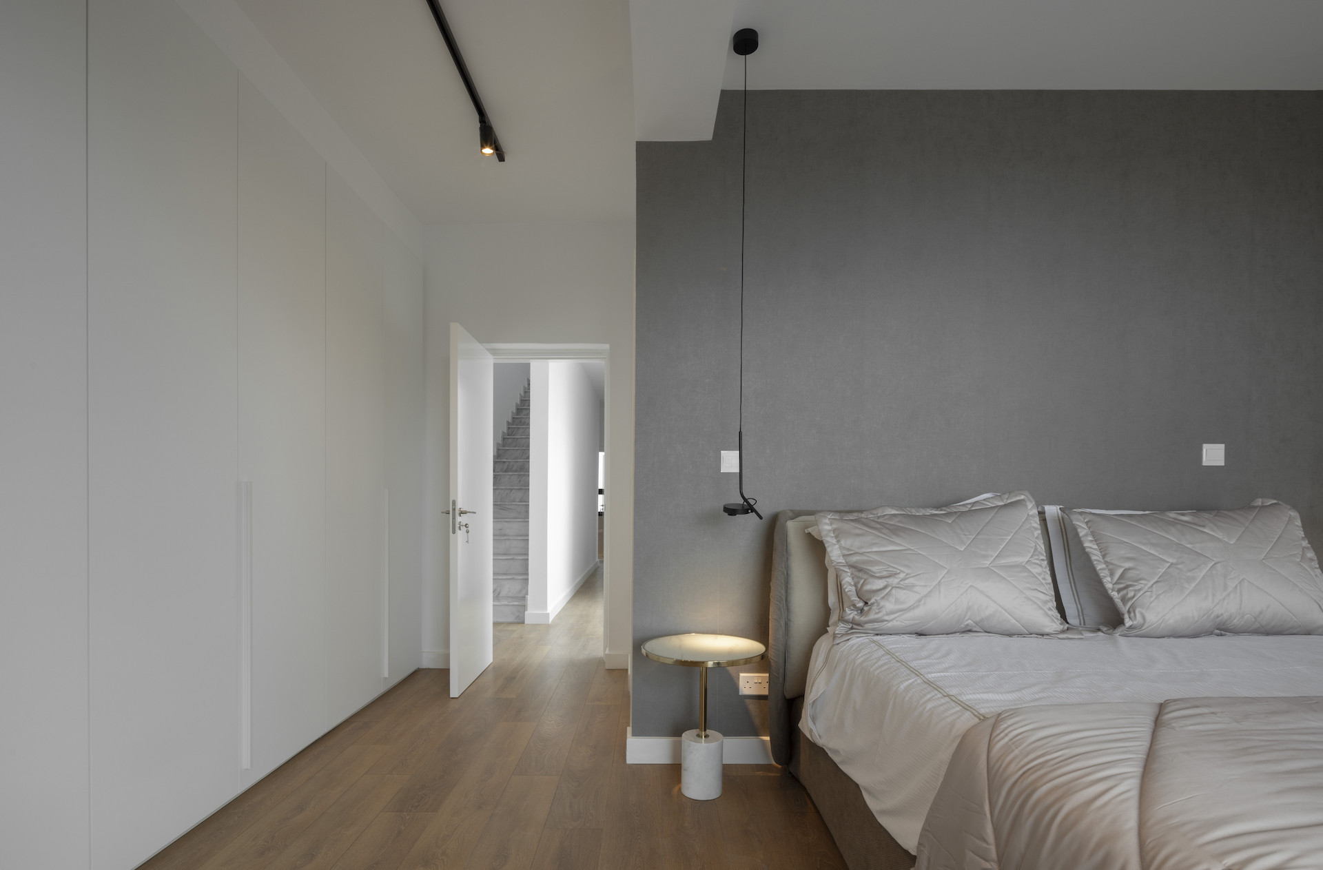 Mieszkanie 4 pokoi 196 m² Chloraka, Cypr