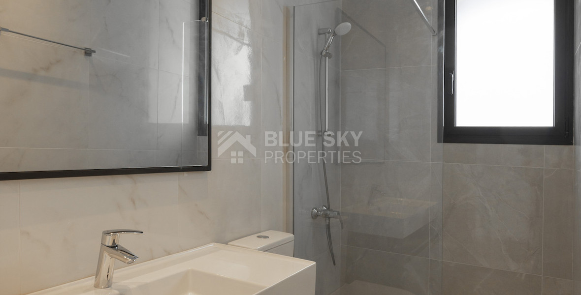 Four bedroom villa with roof garden and private swimming pool, in Paphos