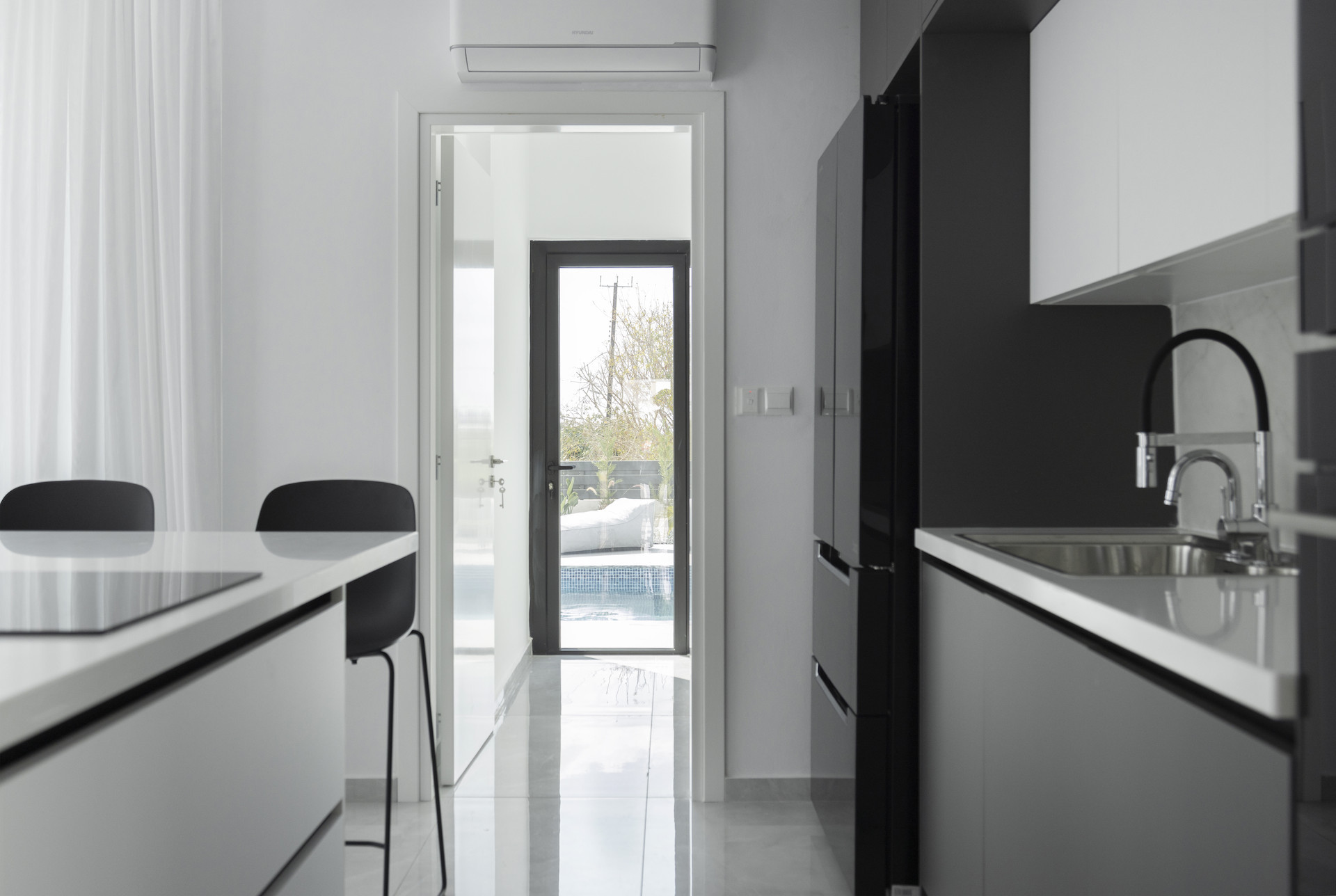 Mieszkanie 4 pokoi 196 m² Chloraka, Cypr