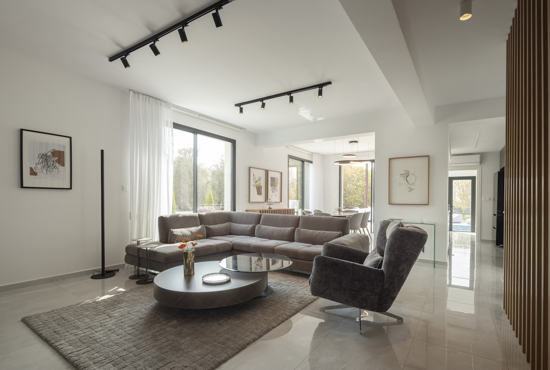 Mieszkanie 4 pokoi 196 m² Chloraka, Cypr