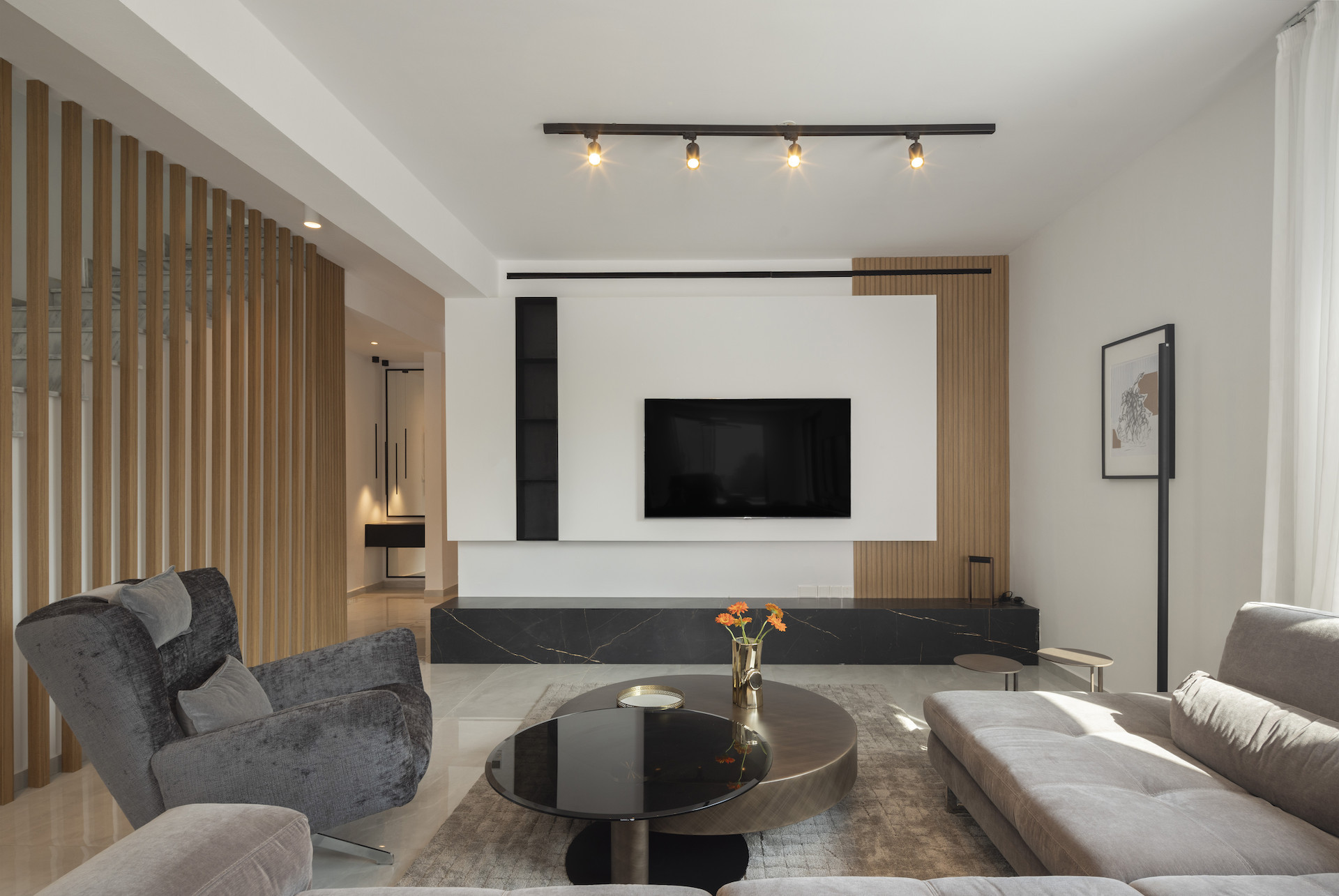 Mieszkanie 4 pokoi 196 m² Chloraka, Cypr