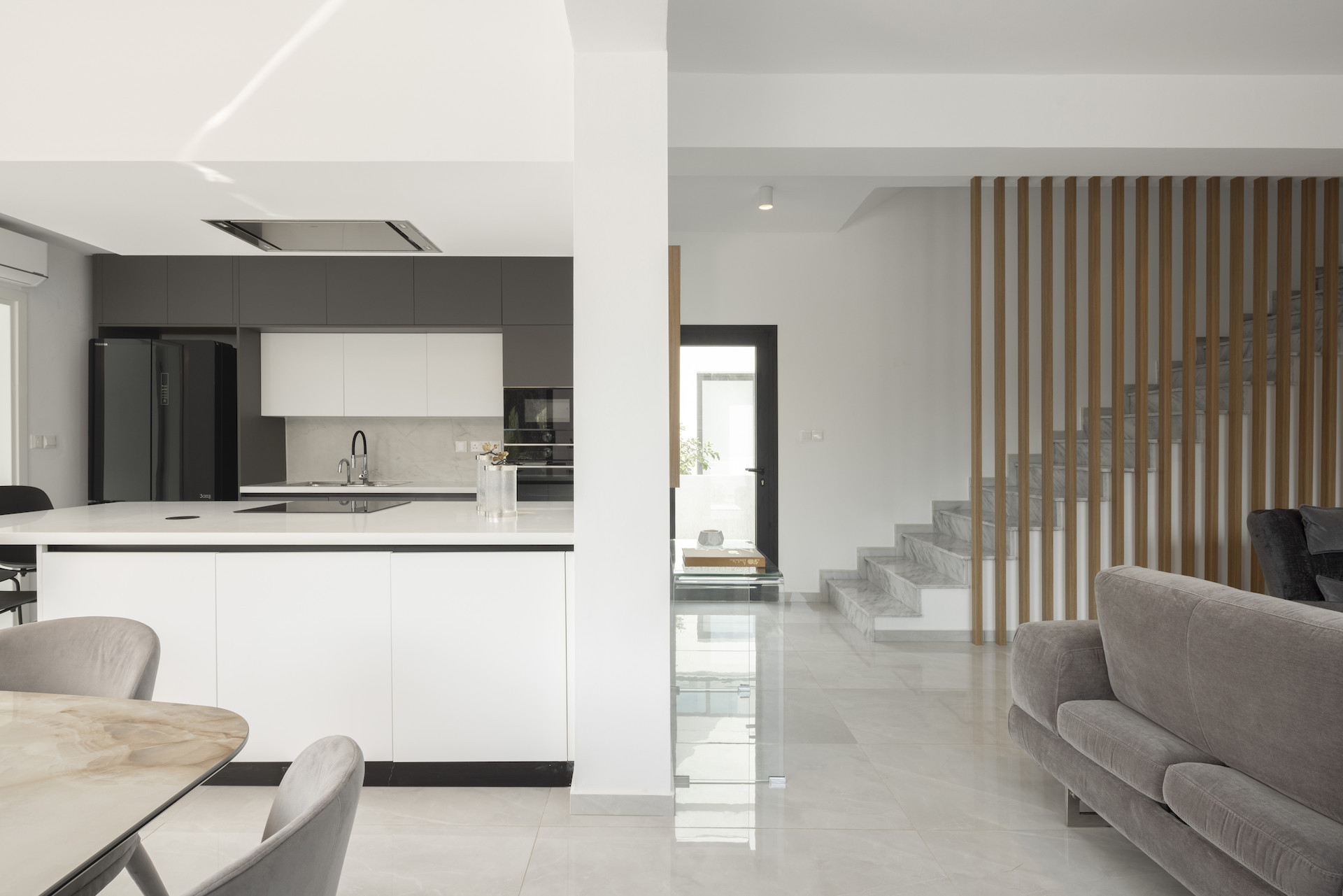 Mieszkanie 4 pokoi 196 m² Chloraka, Cypr