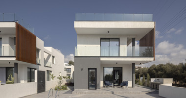 Four bedroom villa with roof garden and private swimming pool, in Paphos