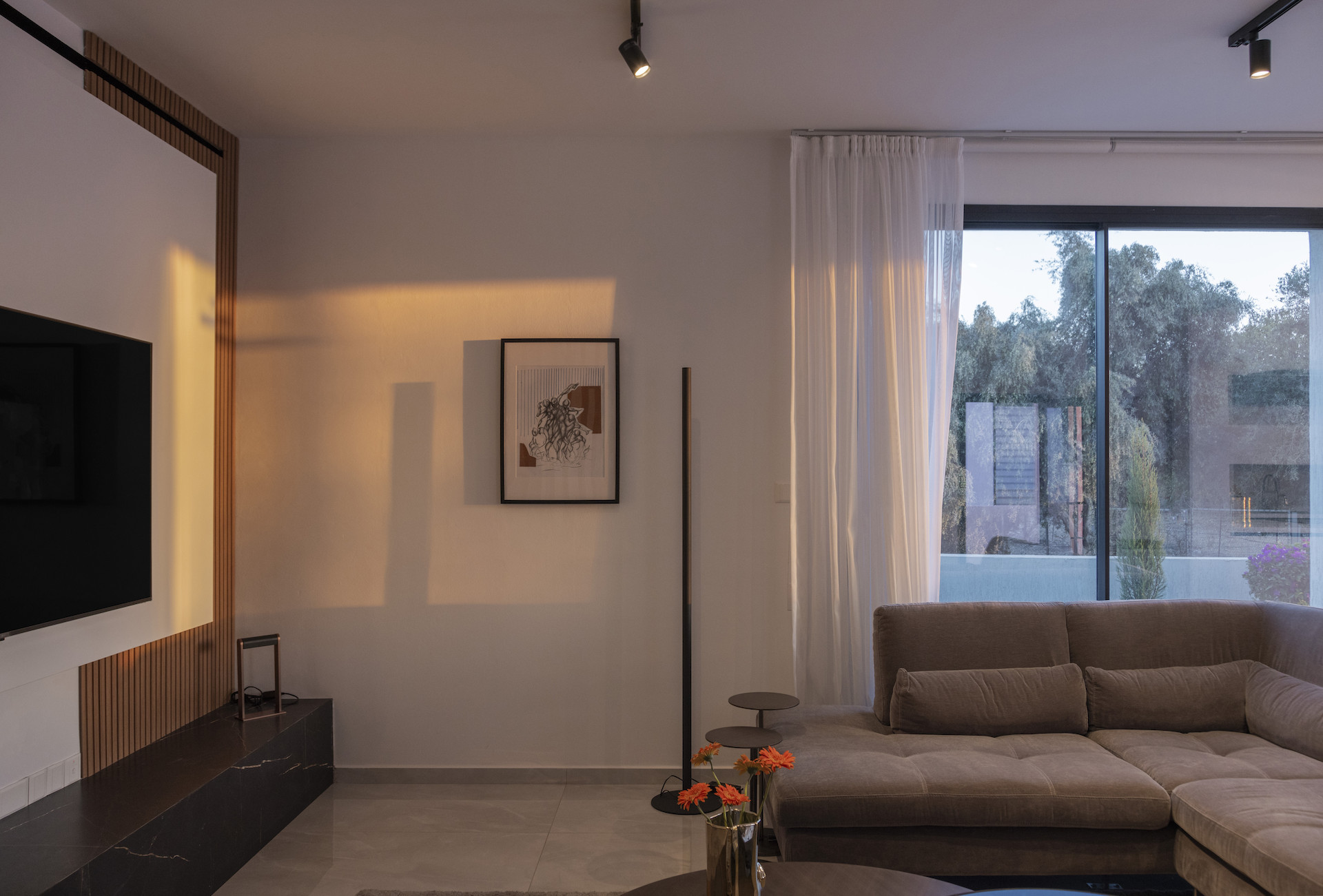 Mieszkanie 4 pokoi 196 m² Chloraka, Cypr