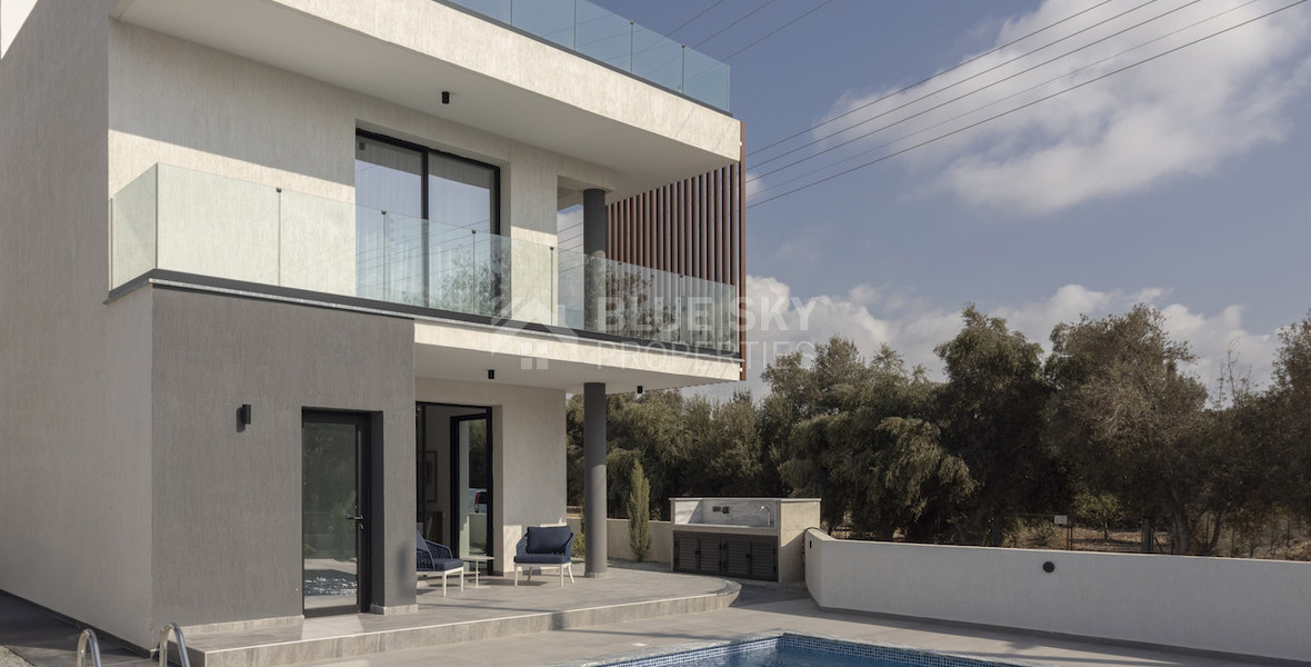 Four bedroom villa with roof garden and private swimming pool, in Paphos