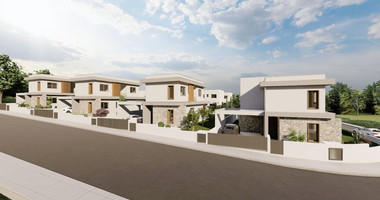 Three bedroom villa with Swimming Pool for sale in Souni, Limassol
