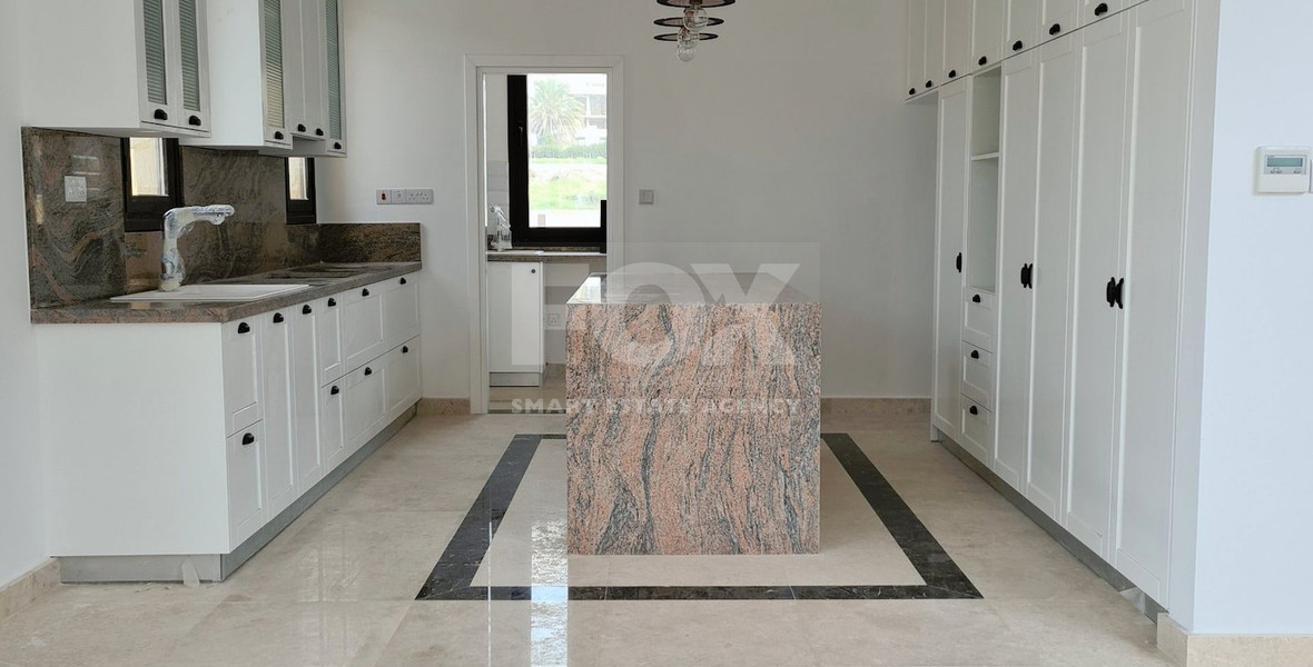 Four bedroom luxury villas in a privileged area in  Chloraka