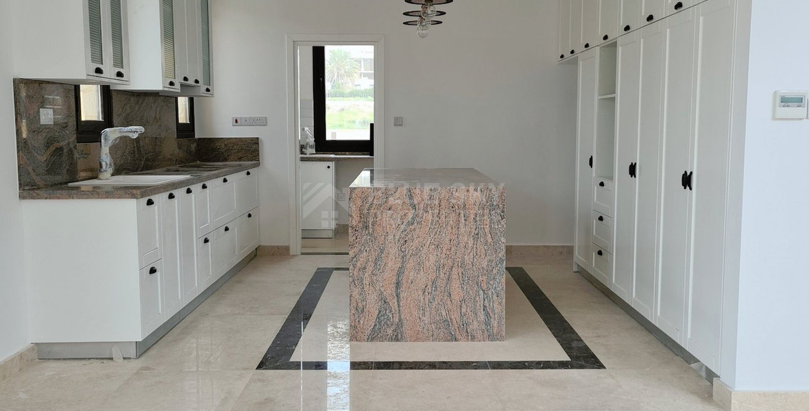 Four bedroom luxury villas with roof garden in a privileged area  in Chloraka