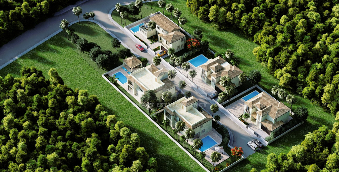 Four bedroom luxury villas with roof garden in a privileged area  in Chloraka