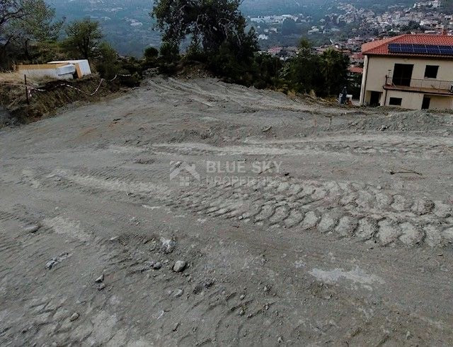 LAND IN AGROS VILLAGE