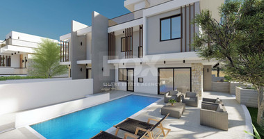 Two bedroom fabulous townhouse in Choraka, Paphos area