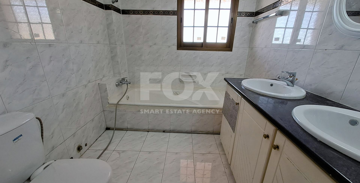 Three bedroom upper house for rent in Agia Fylaxi, Lemesos