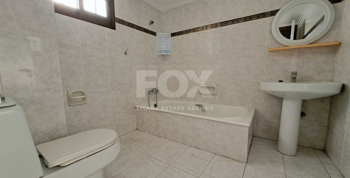 Three bedroom upper house for rent in Agia Fylaxi, Lemesos