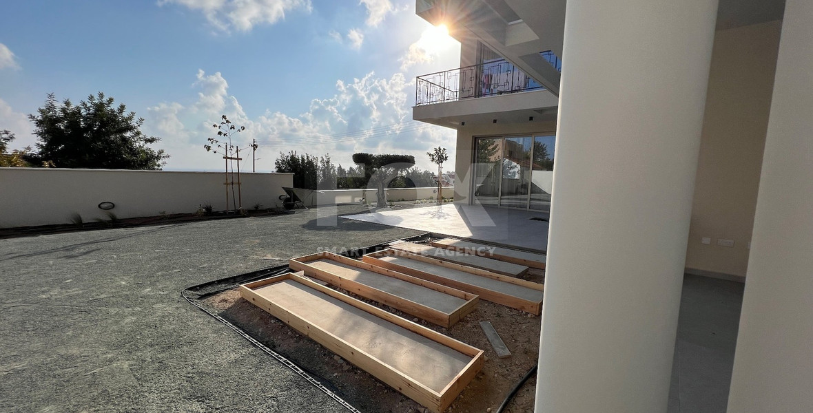 BRAND NEW STUNNING THREE BEDROOM HOUSE IN A NEW-BUILT AREA IN EPISKOPI WITH EASY ACCESS TO THE HIGHWAY FOR SALE