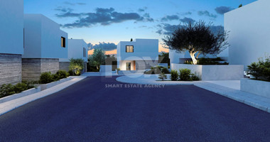 Three bedroom luxury villa in Chloraka area of Paphos