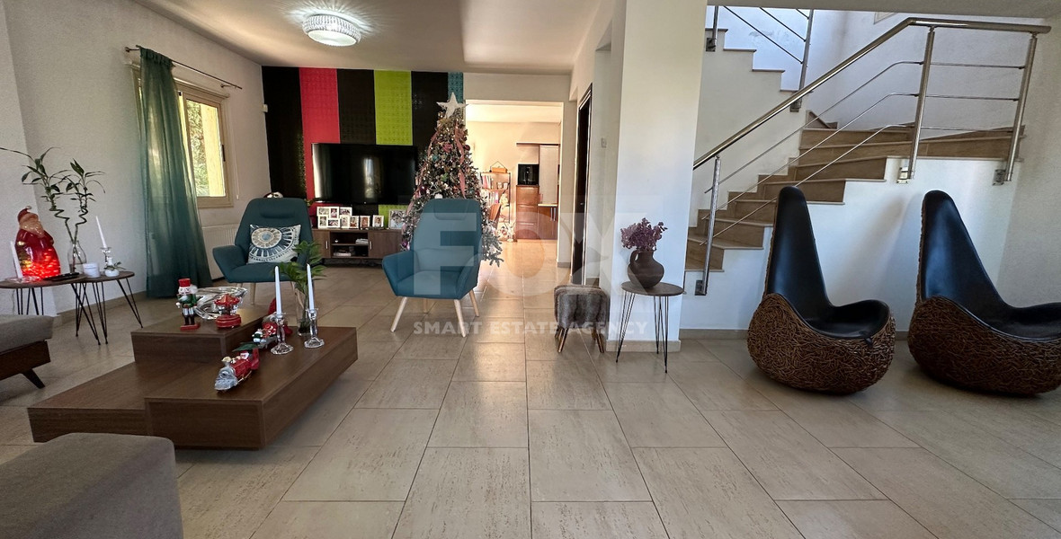 Detached 4 bedroom House in a lovely quiet area of Zakaki