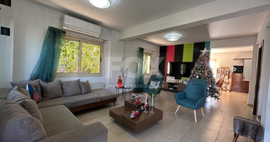 Detached 4 bedroom House in a lovely quiet area of Zakaki