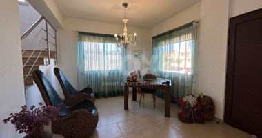 Detached 4 bedroom House in a lovely quiet area of Zakaki