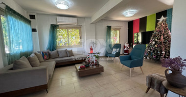 Detached 4 bedroom House in a lovely quiet area of Zakaki
