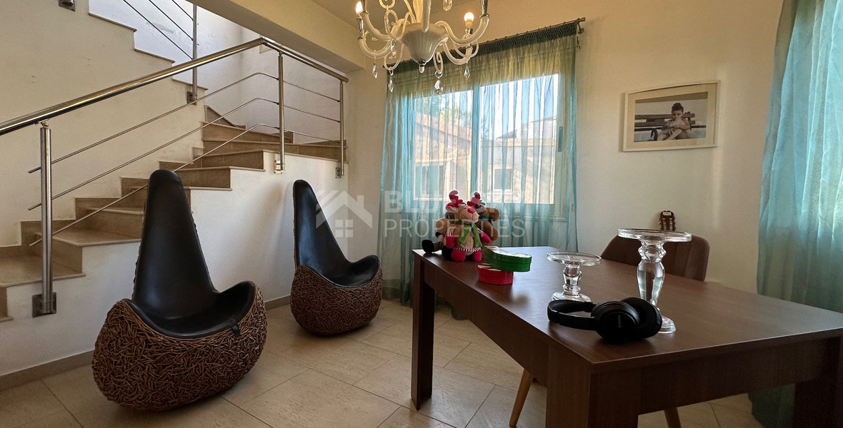 Detached 4 bedroom House in a lovely quiet area of Zakaki