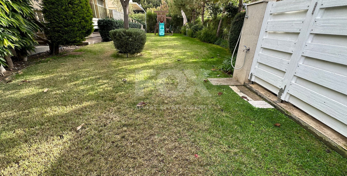 LUXURY FIVE BEDROOM VILLA FOR RENT 20 METRES FROM THE SEA IN THE AMATHOUNDA AREA OF LIMASSOL