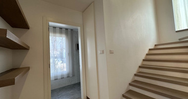 LUXURY FIVE BEDROOM VILLA FOR RENT 20 METRES FROM THE SEA IN THE AMATHOUNDA AREA OF LIMASSOL