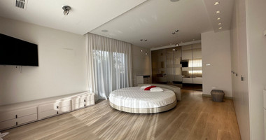 LUXURY FIVE BEDROOM VILLA FOR RENT 20 METRES FROM THE SEA IN THE AMATHOUNDA AREA OF LIMASSOL