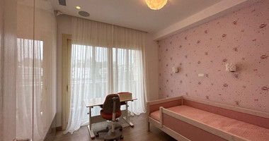 LUXURY FIVE BEDROOM VILLA FOR RENT 20 METRES FROM THE SEA IN THE AMATHOUNDA AREA OF LIMASSOL